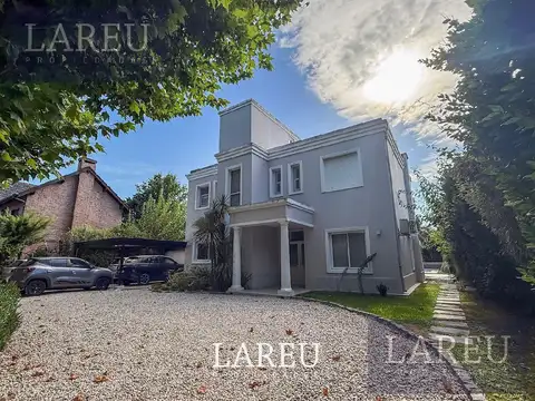 Casa en Venta en el Barrio Privado Bermudas, Pilar