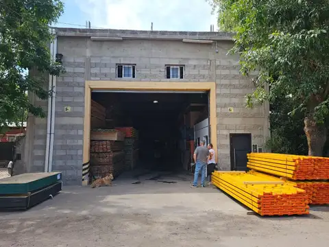 Galpón en venta - 4 Ambientes - Moreno