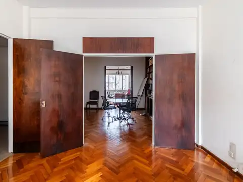 Oficina en Venta 70 años
