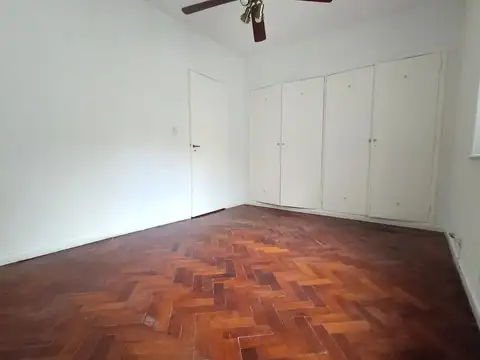 ALQUILER DEPARTAMENTO 4 AMBIENTES CON LAVADERO INDEPENDIENTE EN RECOLETA