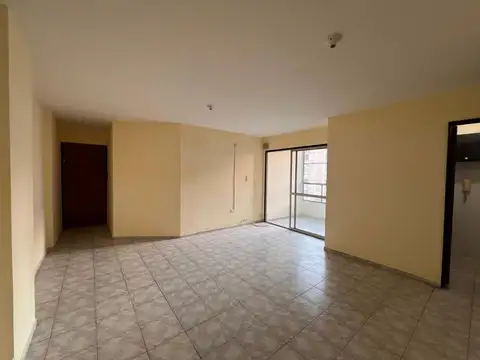 Sucre 100, Piso 4