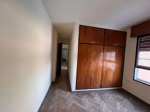 Departamento de 2 Dormitorios en Alquiler  Barrio Centro