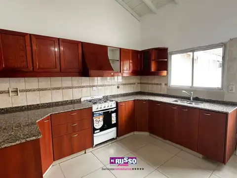 Depto Tipo Casa en Alquiler 30 años
