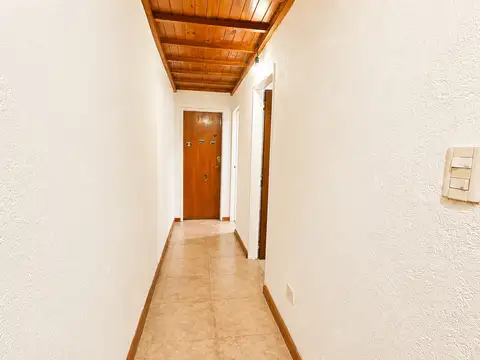 PH 4 Ambientes con Cochera para 2 Autos, Jardin y Parrilla | Excelente Estado | Lomas de Zamora