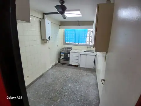 Departamento en Alquiler en Caseros, $ 590.000