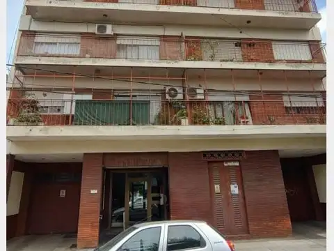 Departamento 3 ambientes en venta en Ramos Mejia