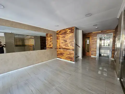 Departamento en Alquiler con 1 cochera