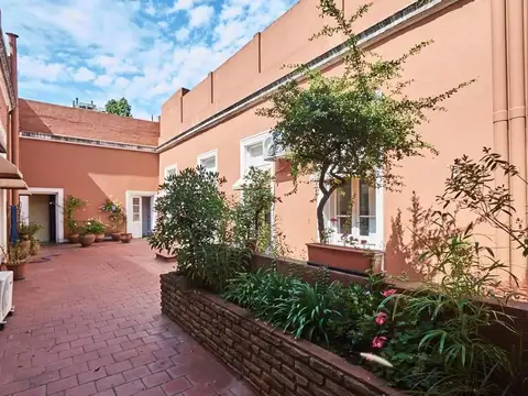 Venta Edificio Comercial - Galpon - Permuta - Deposito en San Telmo -