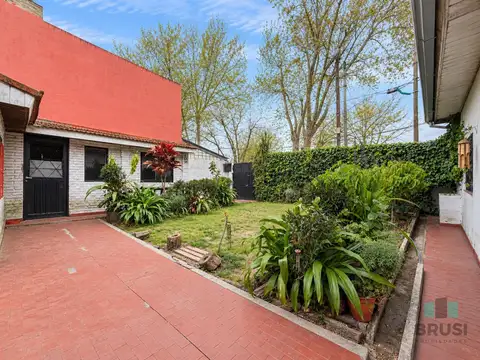 Casa en Venta en Temperley, USD 99.000