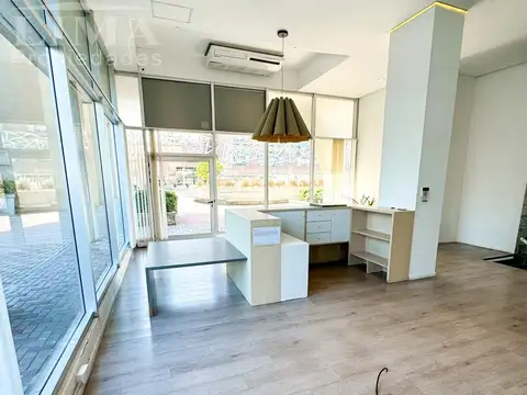 Oficina en Alquiler en Puerto Norte, $ 3.400.000