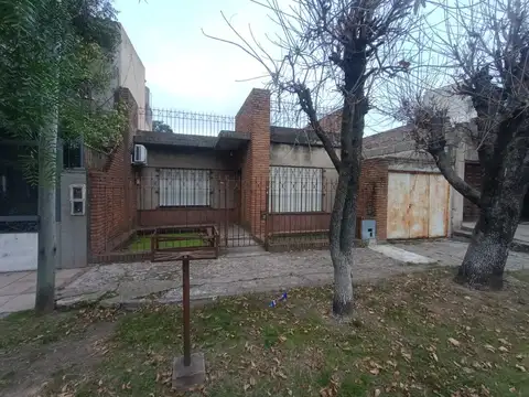 Casa - Venta - Argentina, Avellaneda - Pasaje los patos 1900
