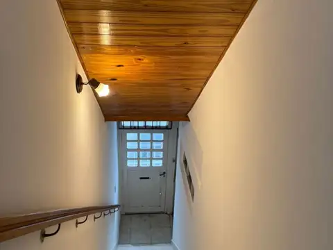 Depto Tipo Casa en Venta de 5 ambientes