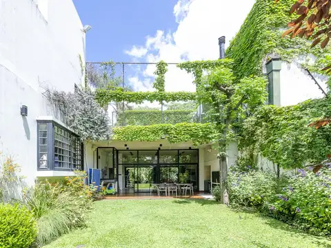 Casa en Venta en Belgrano R, USD 480.000