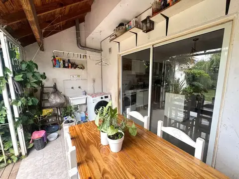 Depto Tipo Casa en Venta en Olivos, USD 320.000