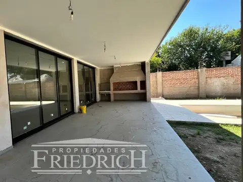 CASA EN VENTA  - LA REJA  - MORENO