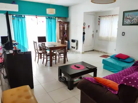 Casa 4 ambientes con 1 baño