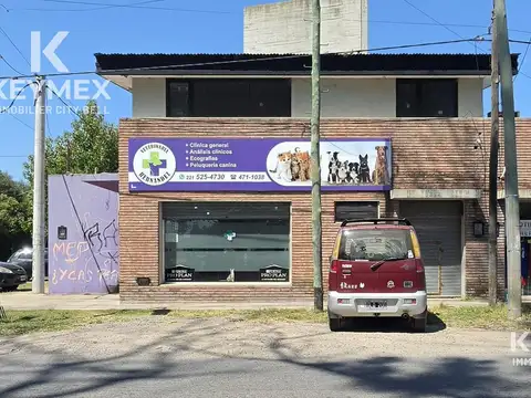 VENTA OFICINA PLANTA ALTA GONNET