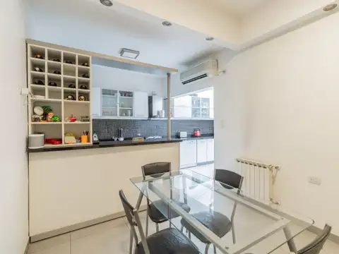 Depto Tipo Casa en Venta en Caballito, USD 250.000