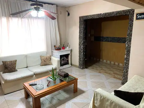 Casa en Alquiler de 3 dormitorios