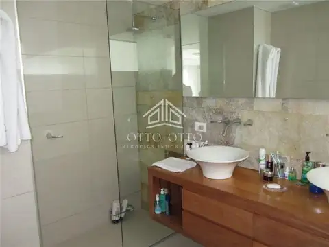 Departamento en Alquiler de 3 dormitorios