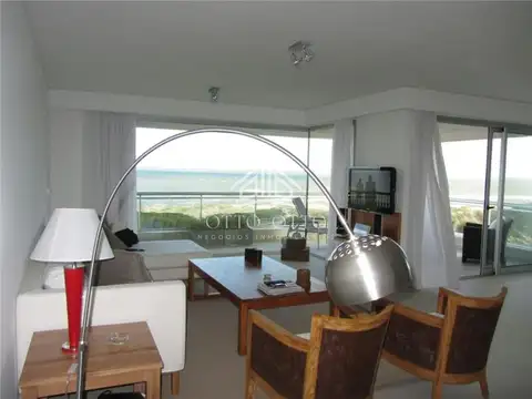 Apartamento de 3 dormitorios en alquiler de temporada Punta del Este