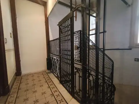 Oficina en Venta 113 años