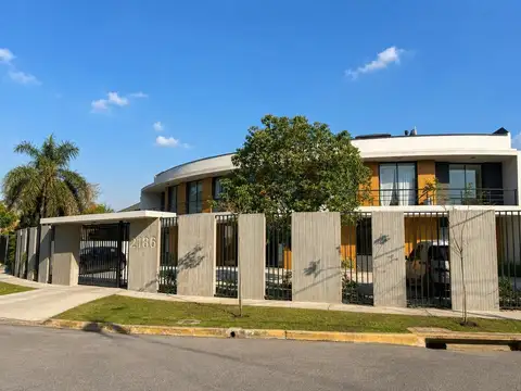 Paysandú 2100, Piso 1°