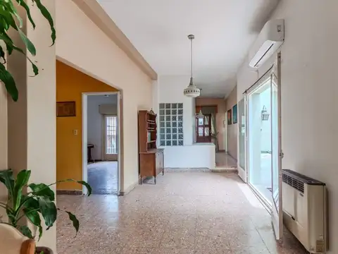 Depto Tipo Casa en Venta de 6 ambientes