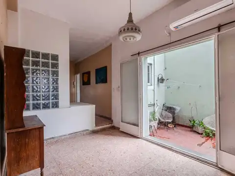 Depto Tipo Casa 6 ambientes con 3 baños