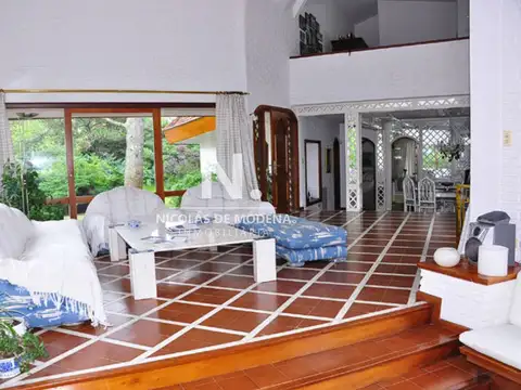 Vende Casa en Lugano de 4 dormitorios en Punta del Este