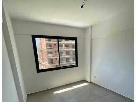 Departamento en Alquiler en Caseros, $ 540.000