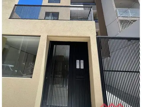 Departamento en ALQUILER - Caseros Centro