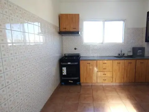 Departamento 4 ambientes con 2 baños
