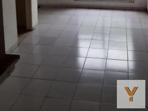 Local en Venta 35 años