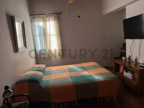 27 entre 72 y 73 , Piso 1