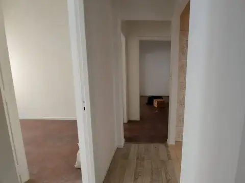Depto Tipo Casa en Alquiler de 3 ambientes