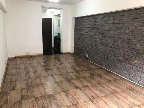 Avenida Hipólito Yrigoyen 1300, Piso 8