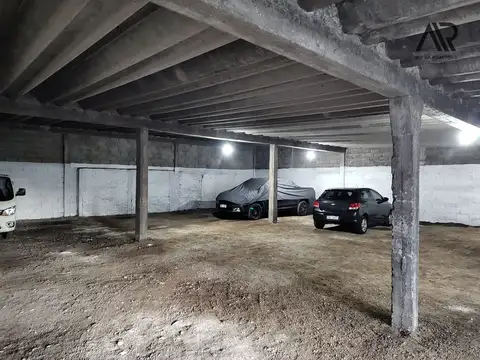 Se alquila garage para 20 vehiculos en Camino Carrasco