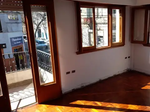 Depto Tipo Casa en Venta de 4 ambientes