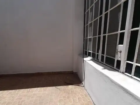 Vendo/Permuto excelente propiedad Centrica para amplios usos