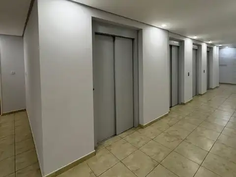 Av América 300, Piso 11