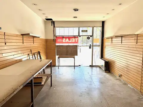 Local sobre Avenida - 100m2