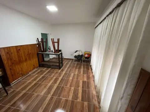Depto Tipo Casa en Alquiler en Jose Leon Suarez, $ 800.000