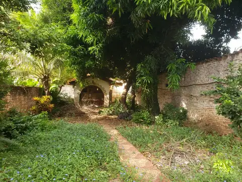 Local - Venta - Paraguay, Luque - Av. Gral. Elizardo Aquino 471