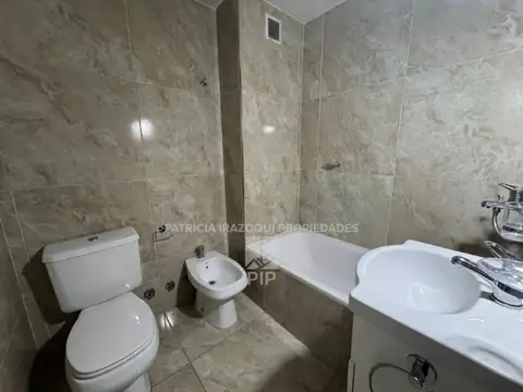 Departamento en Venta con 2 cochera