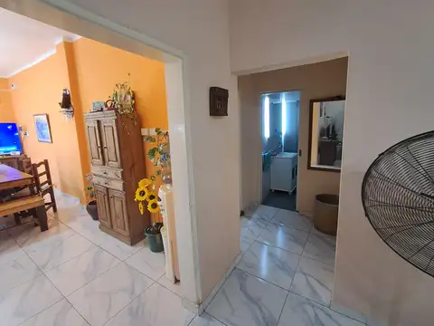 Casa 3 ambientes con 2 baños