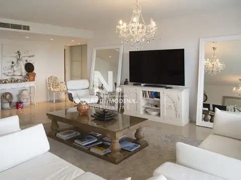 Departamento 5 ambientes con 4 baños