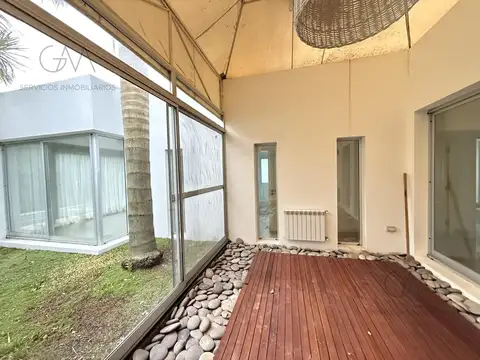 Casa en alquiler en Barrio Rumencó