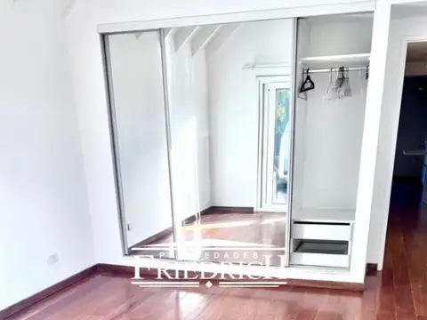 Casa 4 ambientes con 3 baños
