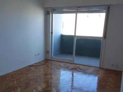 DUEÑO ALQUILA DEPARTAMENTO 2 AMBIENTES N. REPETTO Y RIVADAVIA